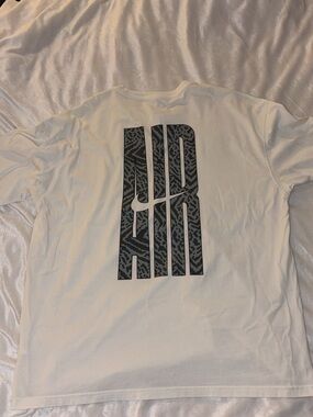White Nike Air Graphic Short-Sleeve Men's Shirt